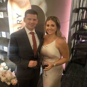 Jenny yoo: Marlowe Luxe Satin ; Color: Prosecco size 10